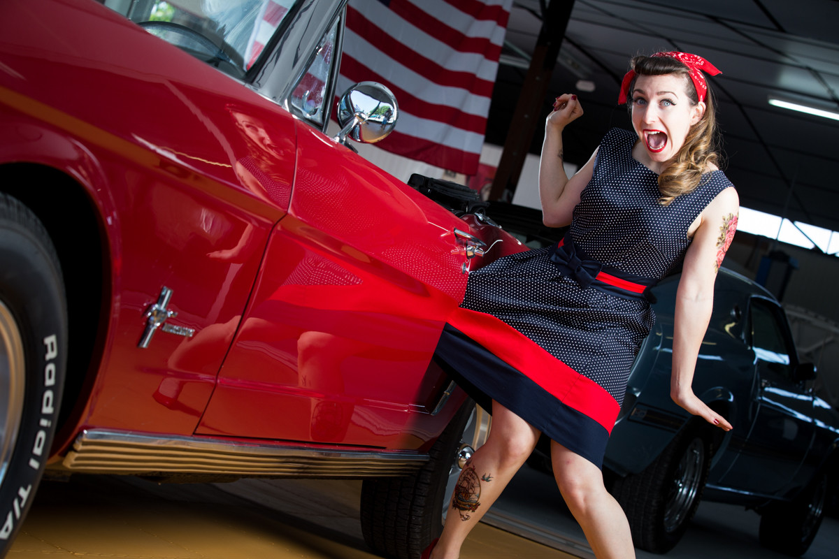 RETRO GARAGE shooting Pin-Up