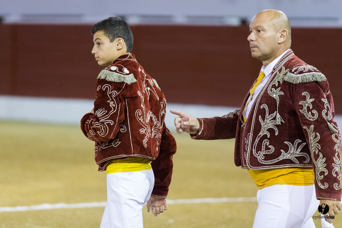 Aire sur l'Adour course landaise génération Aturine