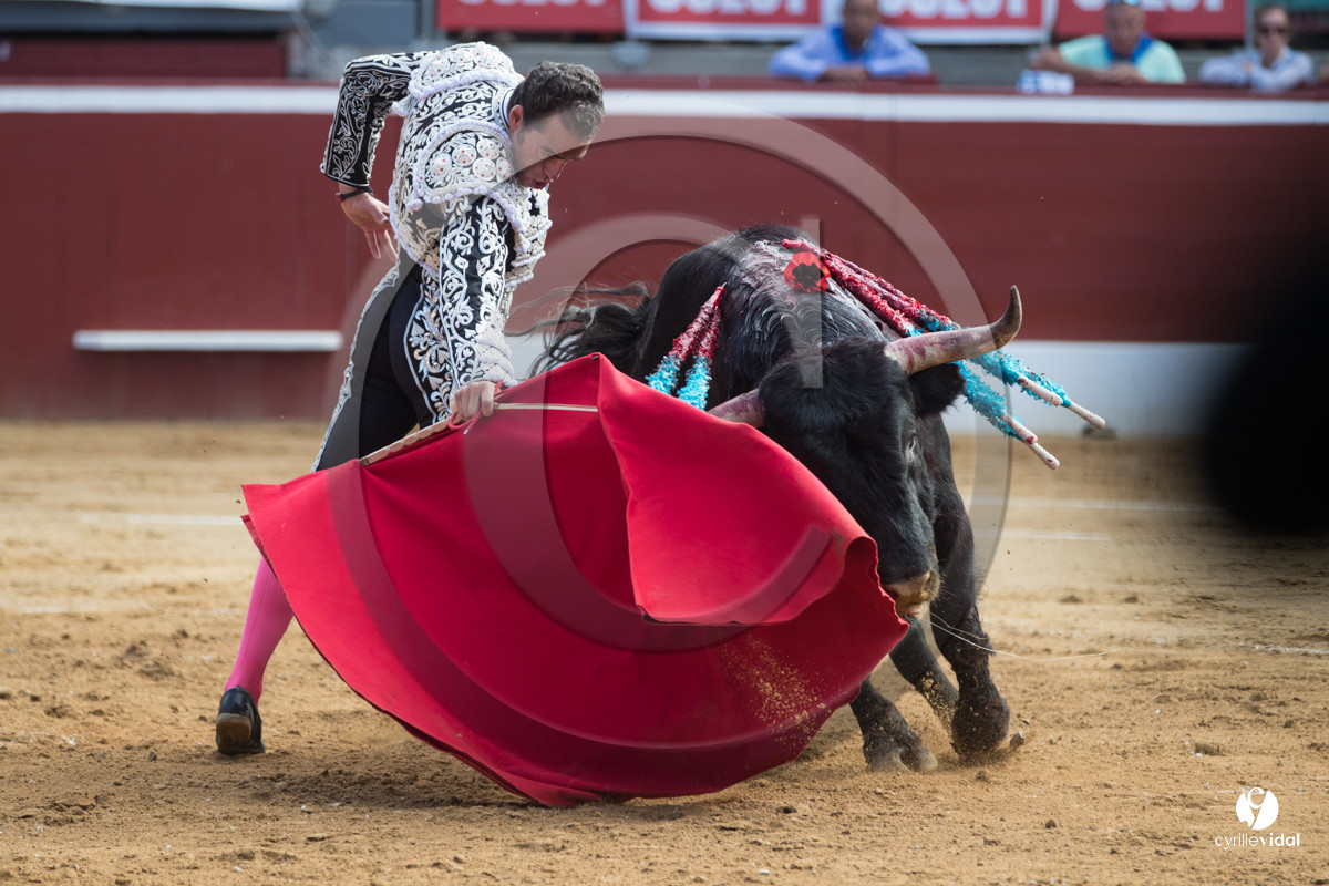 Mont-de-Marsan corrida de Dolores Aguirre pour Octavio Chacon - Pepe Moral - Juan Léal