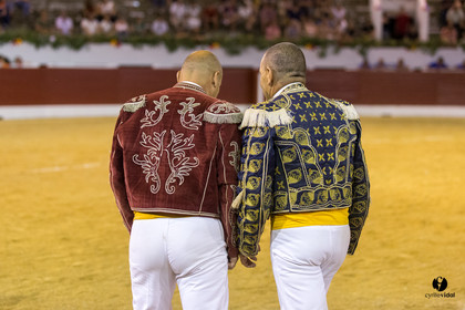 Aire sur l'Adour course landaise génération Aturine