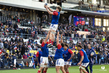 Grand chelem du XV de France U20 dans le tournoi des 6 nations après la victoire 31-28 contre l'Angleterre au Stade Marcel Deflandre de La Rochelle