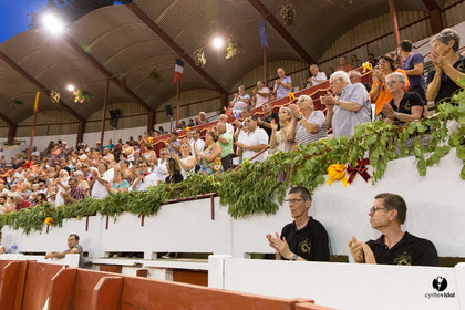 Aire sur l'Adour course landaise génération Aturine