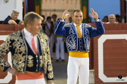 Aire sur l'Adour course landaise génération Aturine