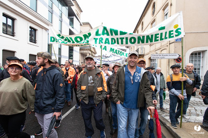 Manifestation chasses traditionnelles à Mont-de-Marsan