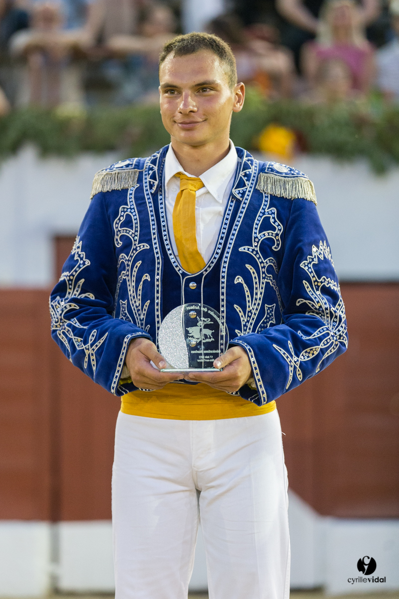 Aire sur l'Adour course landaise génération Aturine