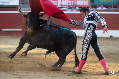 Mont-de-Marsan corrida de Dolores Aguirre pour Octavio Chacon - Pepe Moral - Juan Léal