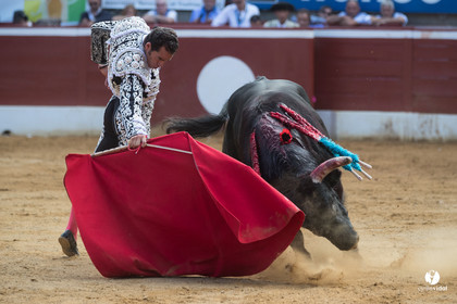 Mont-de-Marsan corrida de Dolores Aguirre pour Octavio Chacon - Pepe Moral - Juan Léal