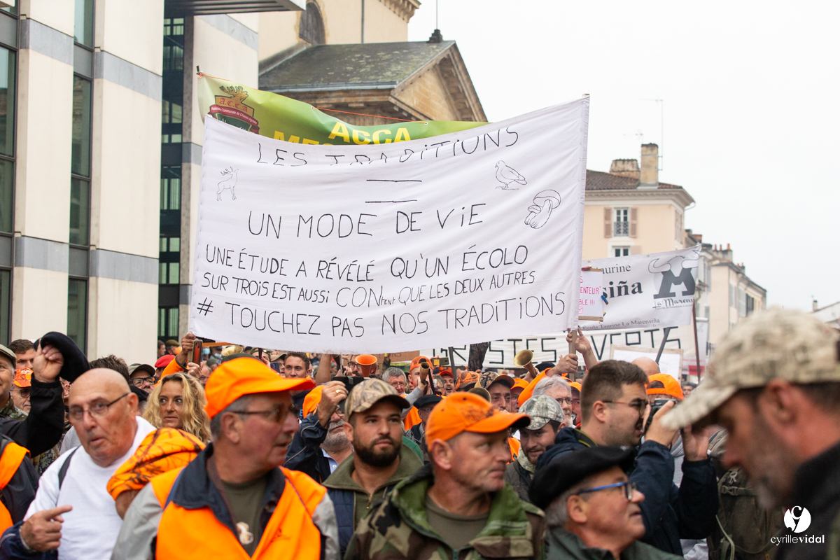 Manifestation chasses traditionnelles à Mont-de-Marsan
