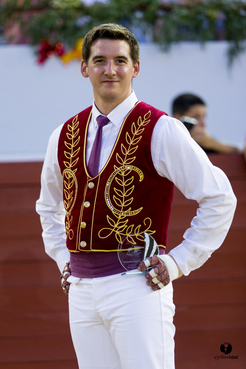 Aire sur l'Adour course landaise génération Aturine