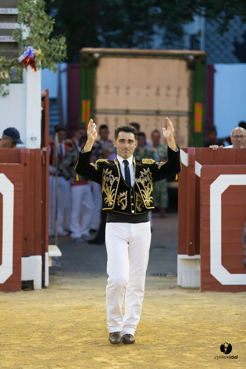 Aire sur l'Adour course landaise génération Aturine