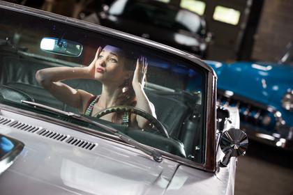 RETRO GARAGE shooting Pin-Up